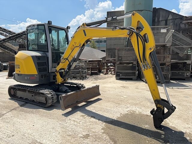 Mini ekskavators < 7t Wacker Neuson E16-01 with 3 excavator buckets