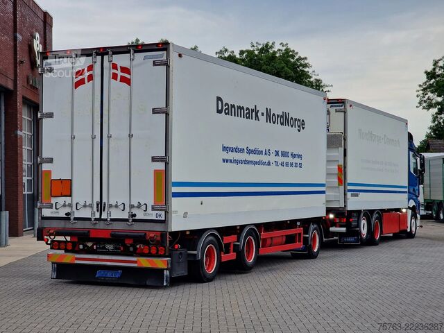 Jäähdytetyt/pakastetut kuljetukset Mercedes-Benz Actros 2553 6x2 - Thermoking frigo - Loadlift +...