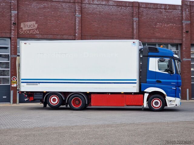 Рефрижераторне/заморожене транспортування Mercedes-Benz Actros 2553 6x2 - Thermoking frigo - Loadlift +...