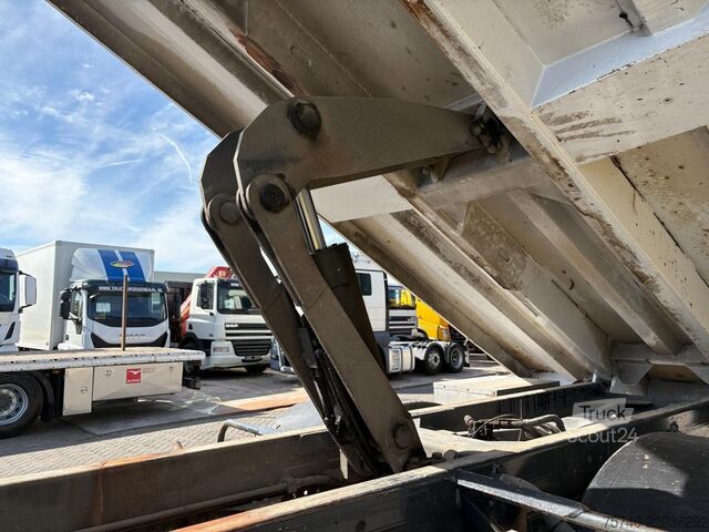 Tippbil med kran Mercedes-Benz Axor + HIAB 088 ES -3 HIDUO + TIPPER + EURO 4