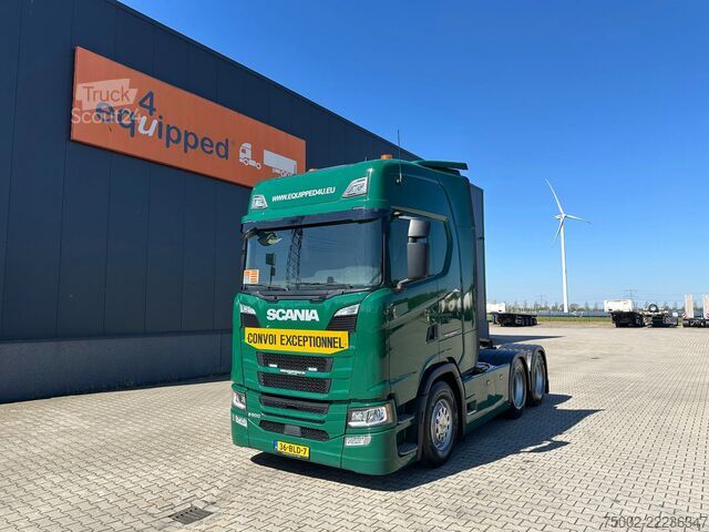 Carga pesada Scania S500 S500 6x4 RETARDER / ontheffing 78 ton / NL...