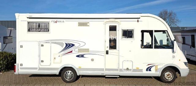 Camping-car intégral FRANKIA I 7000 - Hub/Festbett - Sat/TV - Solar - Klima
