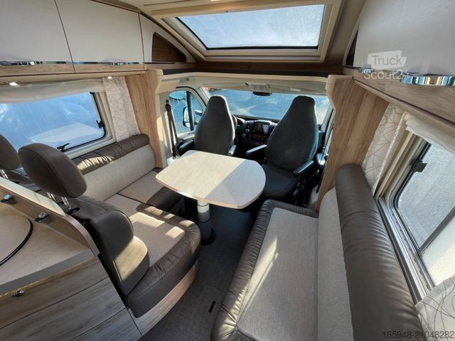 Halvintegrerad husbil EURAMOBIL PT 675 SB ein Raumwunder