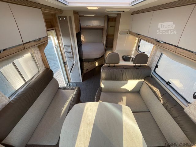 Halvintegrerad husbil EURAMOBIL PT 675 SB ein Raumwunder