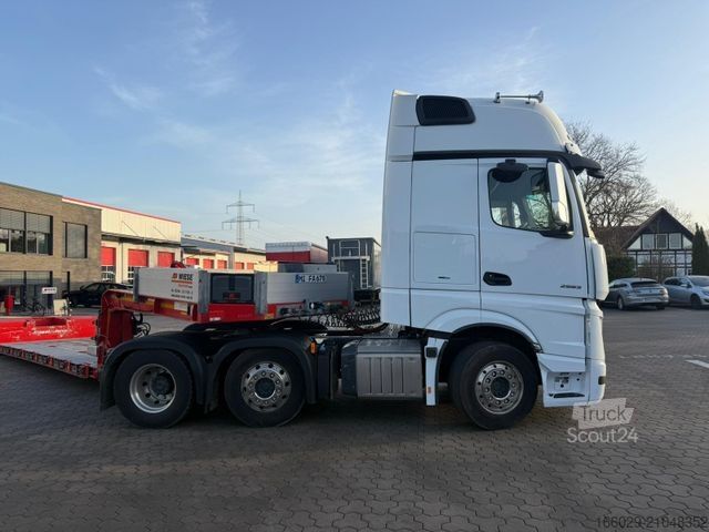 Alacsony rakfelületű félpótkocsi KÄSSBOHRER SLL 2/2H 2-Achs Tiefbett Hydraulische Lenkung