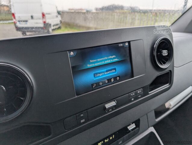 Furgonas su rėmu MERCEDES SPRINTER T43/35 315 CDI RWD CENTINATO