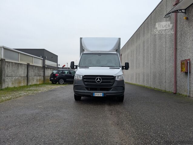 Furgonas su rėmu MERCEDES SPRINTER T43/35 315 CDI RWD CENTINATO
