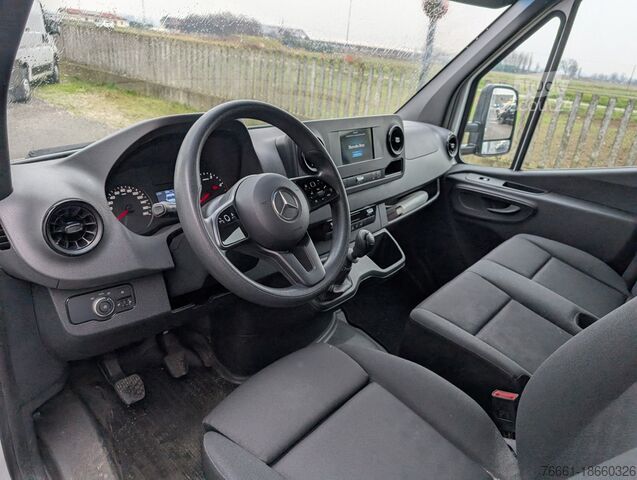 Furgonas su rėmu MERCEDES SPRINTER T43/35 315 CDI RWD CENTINATO
