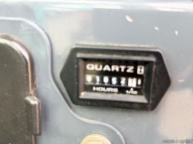 Mini-pelle KOBELCO SK 35 SR - 6 E ( Powertilt )