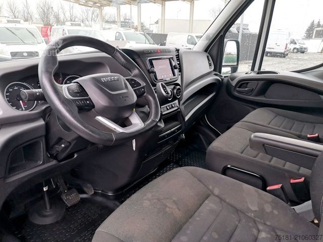 Kombi z visokim stropom IVECO Daily 35S18/AT MAXI XL/ 6 SITZE/ LUFT/ AHK