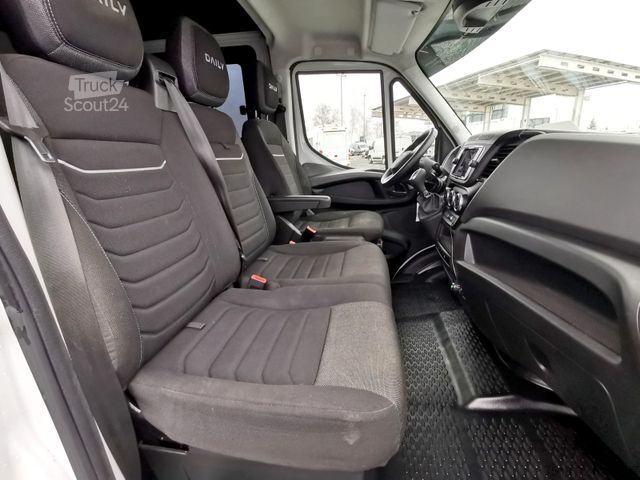 Kombi z visokim stropom IVECO Daily 35S18/AT MAXI XL/ 6 SITZE/ LUFT/ AHK
