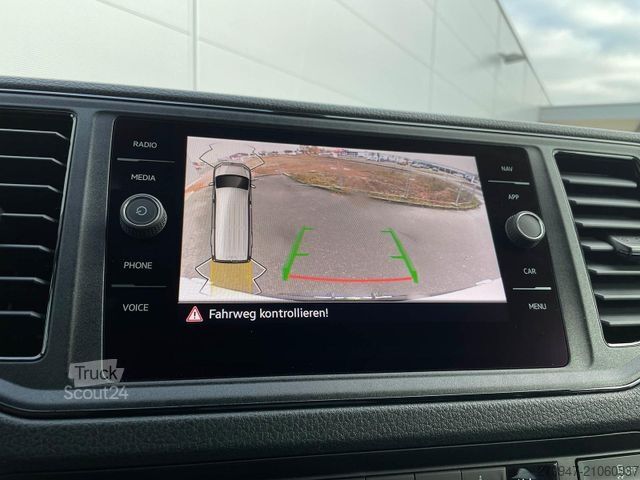 Dodávka s vysokou střechou VOLKSWAGEN Crafter MIXTO 35 L3H3 Autom. NAVI SITZHZ ACC