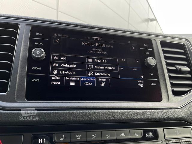 Dodávka s vysokou střechou VOLKSWAGEN Crafter MIXTO 35 L3H3 Autom. NAVI SITZHZ ACC