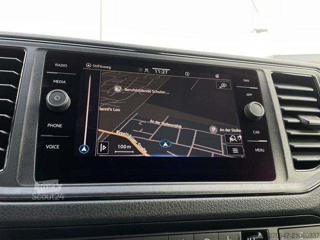 Dodávka s vysokou střechou VOLKSWAGEN Crafter MIXTO 35 L3H3 Autom. NAVI SITZHZ ACC