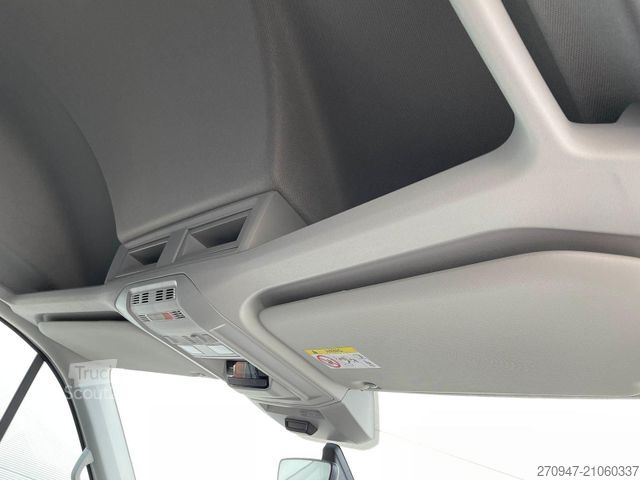 Dodávka s vysokou střechou VOLKSWAGEN Crafter MIXTO 35 L3H3 Autom. NAVI SITZHZ ACC