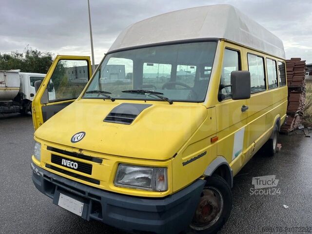 Rutebil IVECO Turbo Daily
