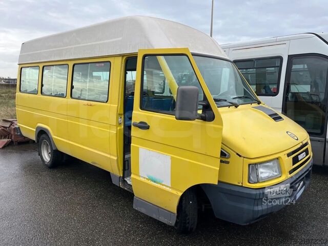 Rutebil IVECO Turbo Daily