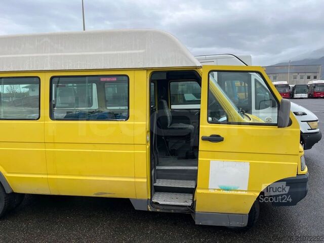 Rutebil IVECO Turbo Daily