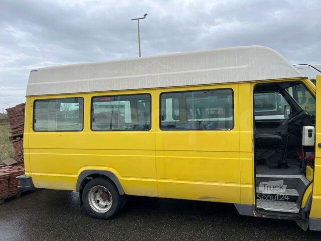 Rutebil IVECO Turbo Daily