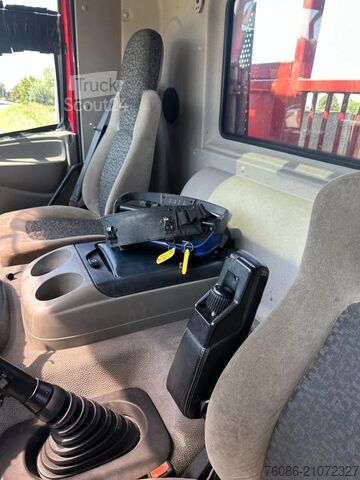 Crane DAF CF /GINAF 8x8 EFFER 47TM!!MANUELL!!