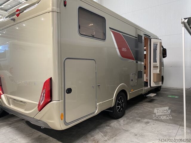 Integreret autocamper Burstner IXEO I 728 G