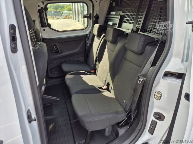 Panelinis furgonas Peugeot Partner L2 DoKa hdi 130 EAT8 Worksite-P. Winter-P. Techno-P.