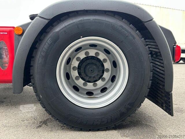 Tractor estándar Iveco S-WAY