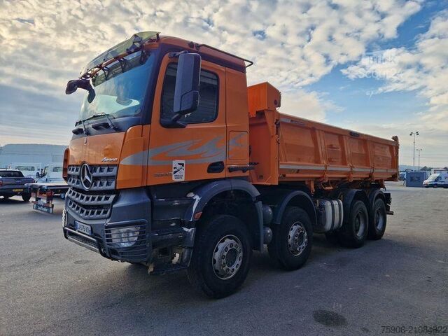Camion benne Mercedes Arocs