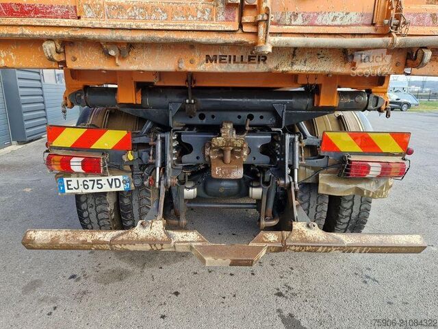 Camion benne Mercedes Arocs