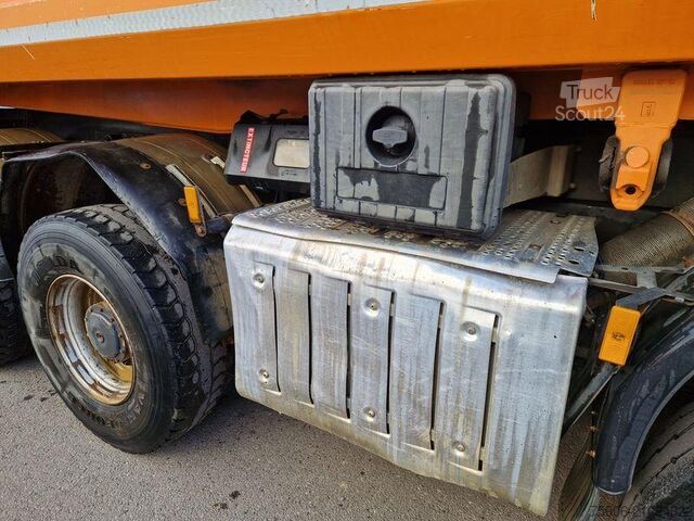 Camion benne Mercedes Arocs