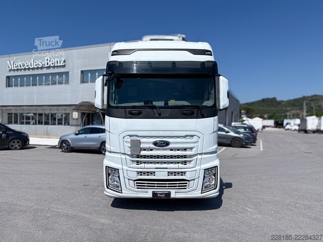 Camião trator FORD TRUCKS Tractor - F-MAX 2020 Comfort Pack + 3 Anni Garanzia