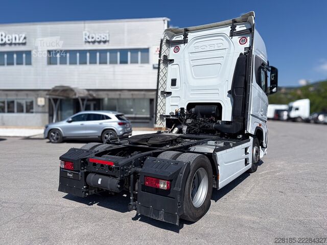 Camião trator FORD TRUCKS Tractor - F-MAX 2020 Comfort Pack + 3 Anni Garanzia