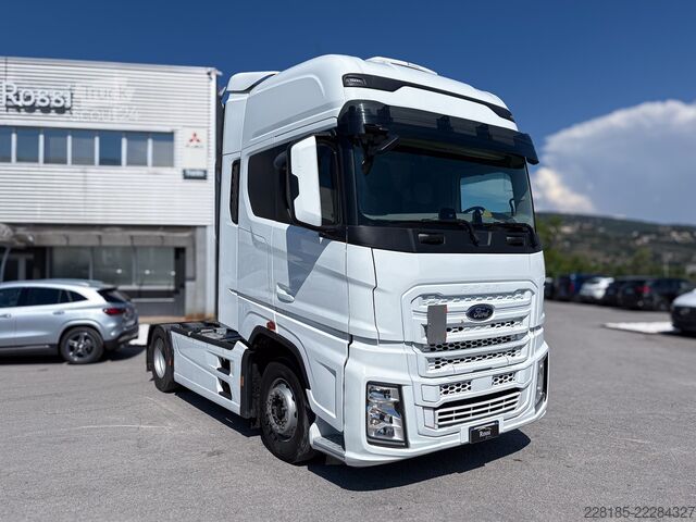 Camião trator FORD TRUCKS Tractor - F-MAX 2020 Comfort Pack + 3 Anni Garanzia