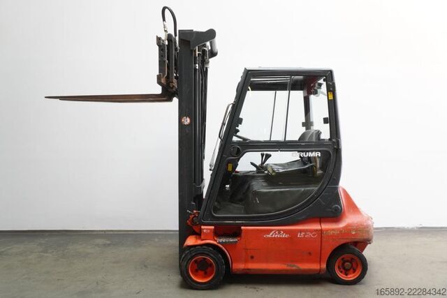 Heftruck Linde E 20 P 335
