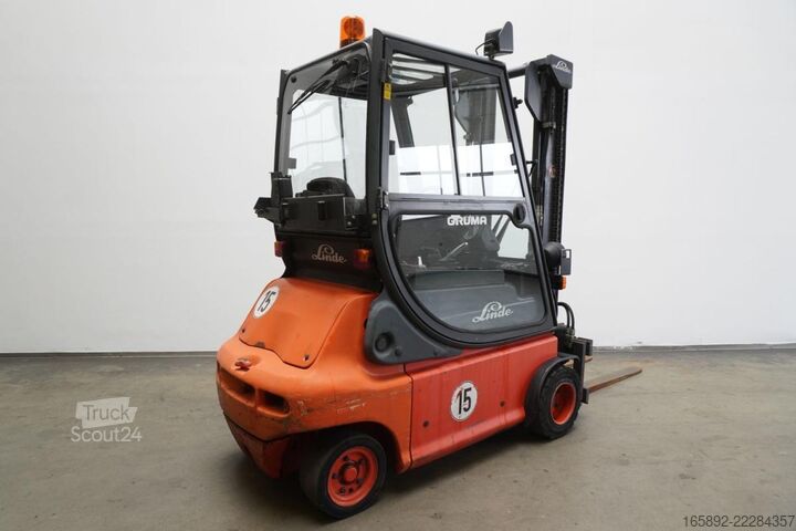 Gaffeltruck Linde E 20 P 335-02