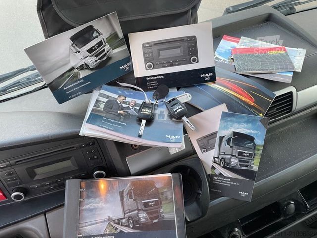 Transporter mit Pritsche & Plane MAN Tax 18.400 Palfinger 14002 EH Kran