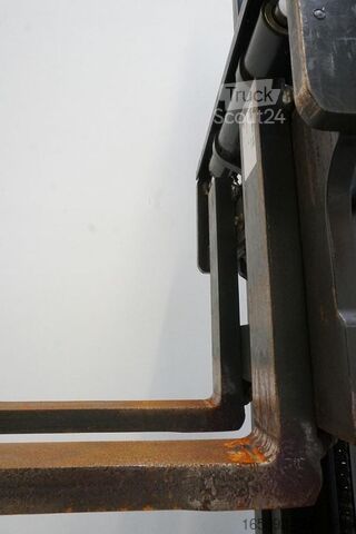 φορτηγό με δυνατότητα προσέγγισης Linde R 16 HD 1120