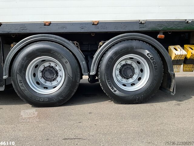 Tovornjak z žerjavom Scania R 144 8x4 Retarder MKG 55 Tonmeter Dachdecker Kran