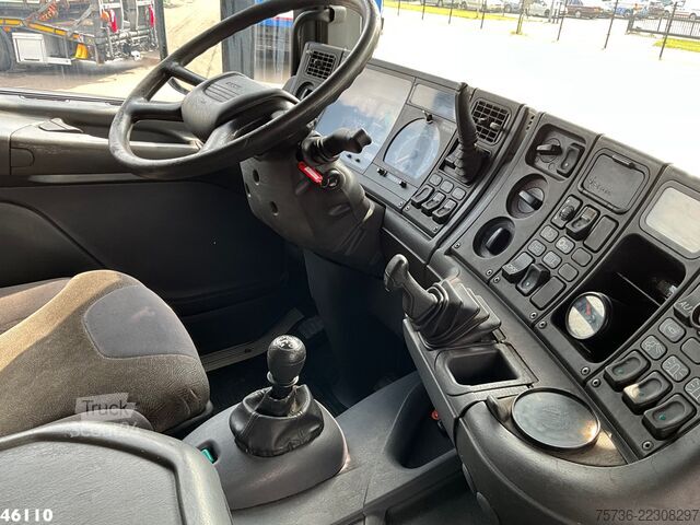 Tovornjak z žerjavom Scania R 144 8x4 Retarder MKG 55 Tonmeter Dachdecker Kran