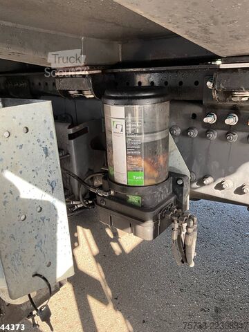 مركبة جمع النفايات DAF FAN CF 340 Euro 6 Hiab 23 Tonmeter laadkraan Ju...