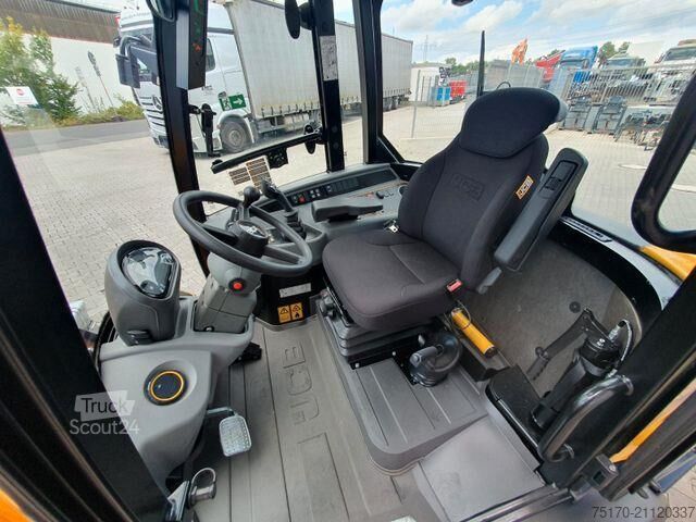 Loader JCB TM 180 SV C / Neufahrzeug / Teleskop / Gabel