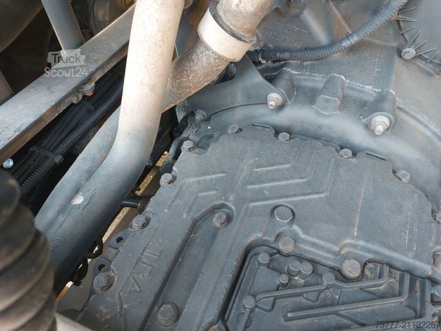 Standardni vlačilec IVECO S-Way AT480 -INTARDER-2 Tanks-Parking Cool