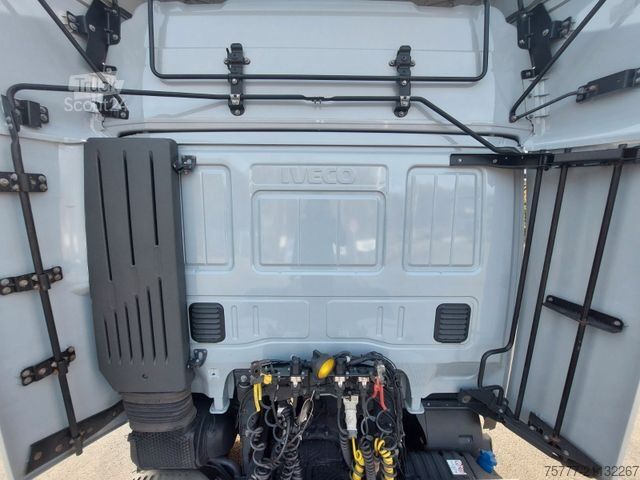 Standardni vlačilec IVECO S-Way AT480 -INTARDER-2 Tanks-Parking Cool
