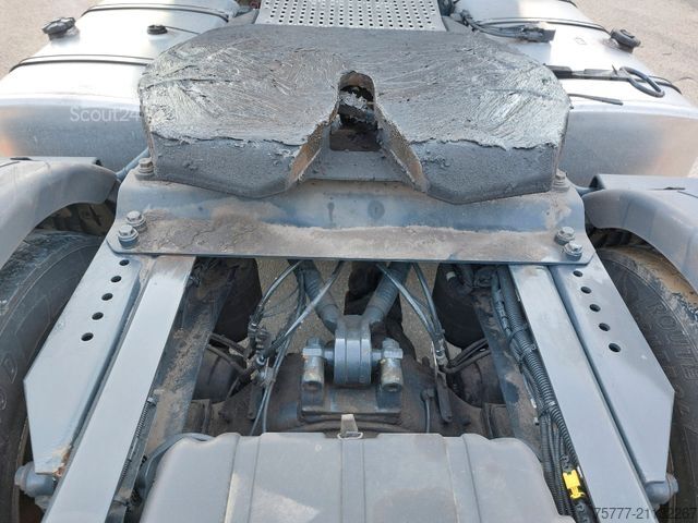 Standardni vlačilec IVECO S-Way AT480 -INTARDER-2 Tanks-Parking Cool