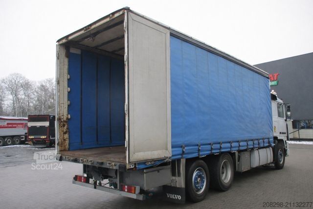 Autocarro con pianale e telone VOLVO F12 | KLIMA | MANUAL GEARBOX | 2 BEDS | GOOD RUN