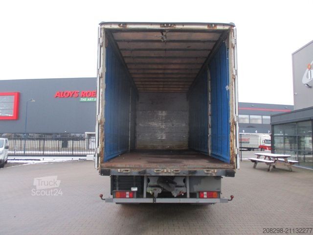 Autocarro con pianale e telone VOLVO F12 | KLIMA | MANUAL GEARBOX | 2 BEDS | GOOD RUN