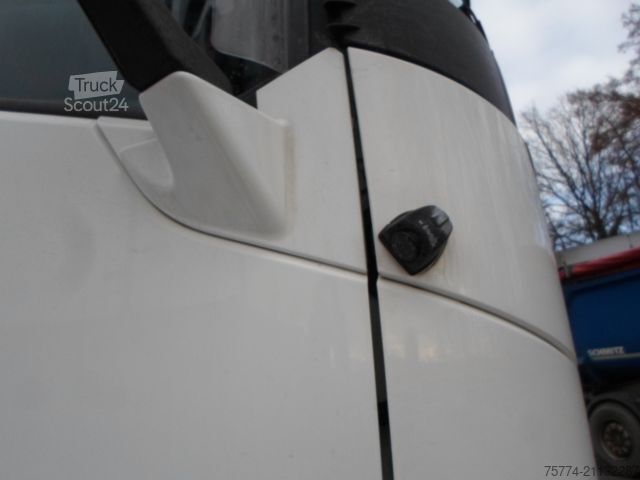 Standart çekici ünitesi VOLVO FH 460 XL/ VOLLSPOILER