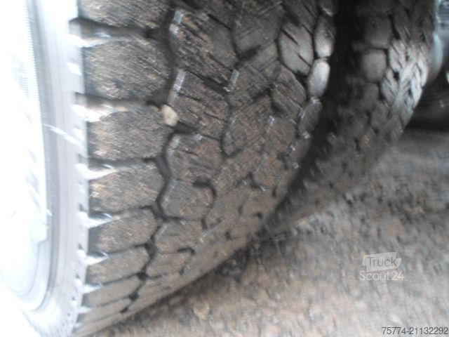 Camion benne MERCEDES-BENZ 1024 K/ MEILLER KIPPER