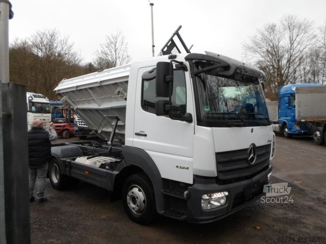 Camion benne MERCEDES-BENZ 1024 K/ MEILLER KIPPER