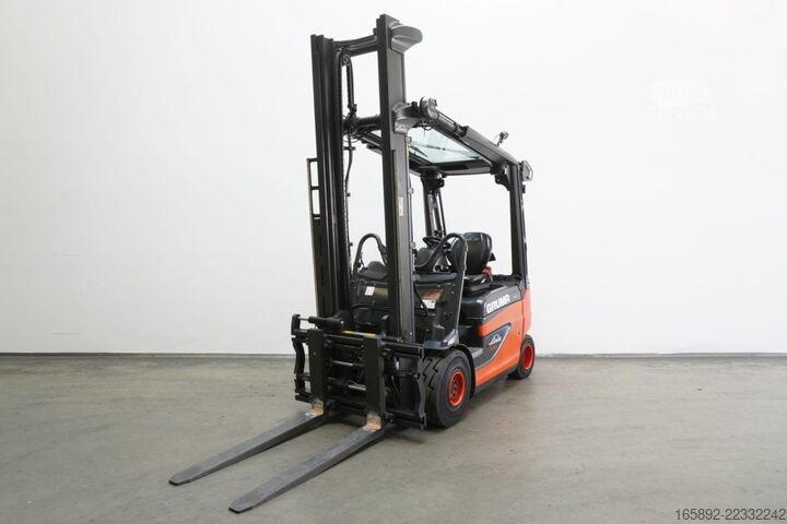 Viljuškar Linde E 25 R 387
